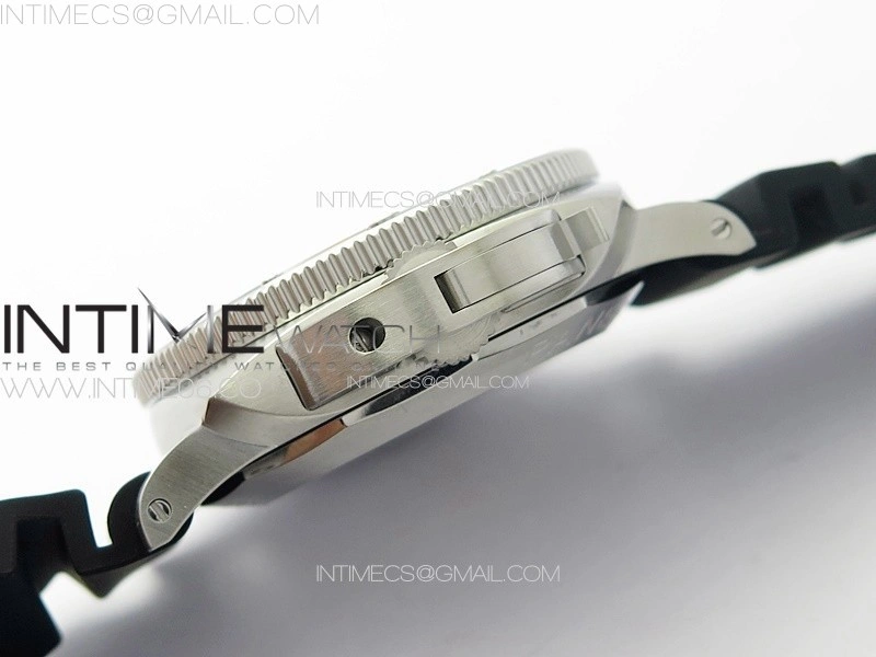 PAM1229 Submersible TTF Best Edition on Black Rubber Strap P.900 Clone